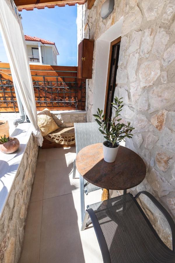 Nymphes House Pefkochori Villa Exterior photo